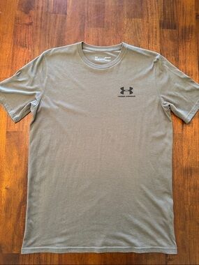 Men’s Under Armour Green Short Sleeve Performance Tee